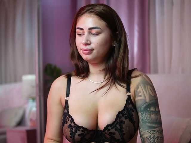 AmeliaBarbie live cam on BongaCams