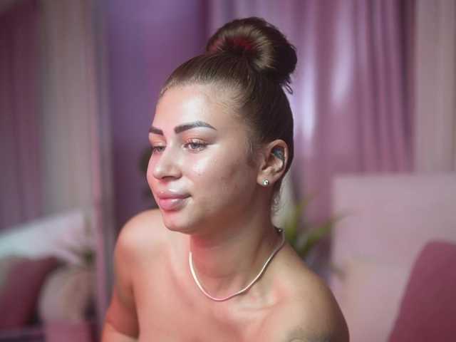 AmeliaBarbie live cam on BongaCams