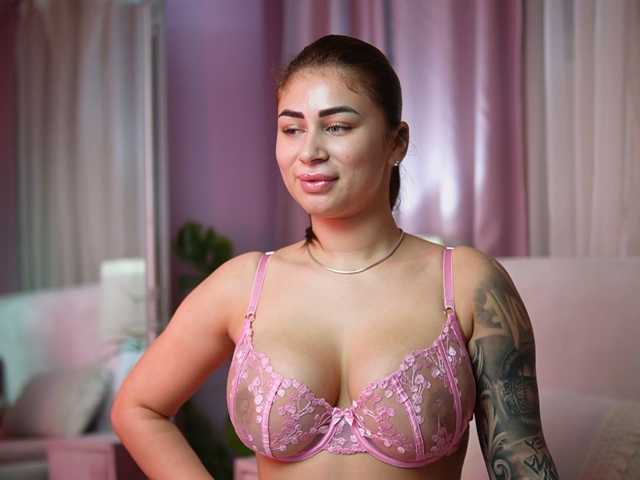 AmeliaBarbie live cam on BongaCams