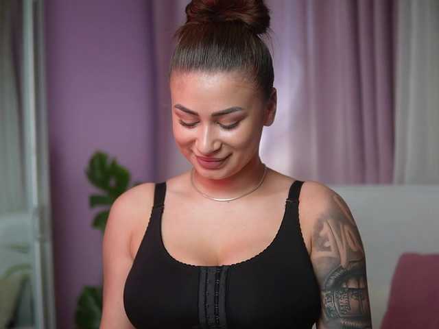 AmeliaBarbie's BongaCams show and profile