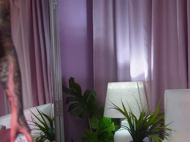 AmeliaBarbie live cam on BongaCams