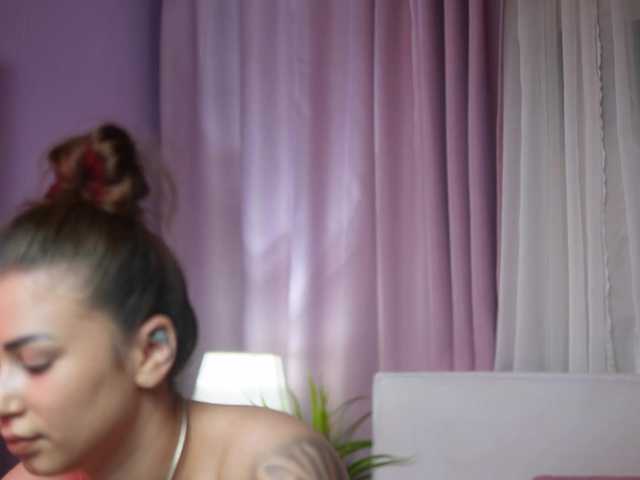 AmeliaBarbie's BongaCams show and profile