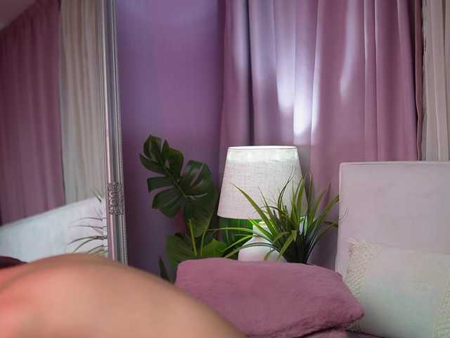 AmeliaBarbie live cam on BongaCams