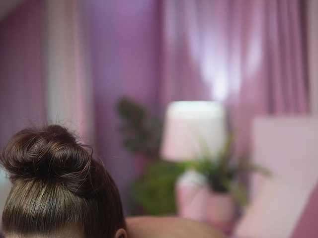 AmeliaBarbie live cam on BongaCams