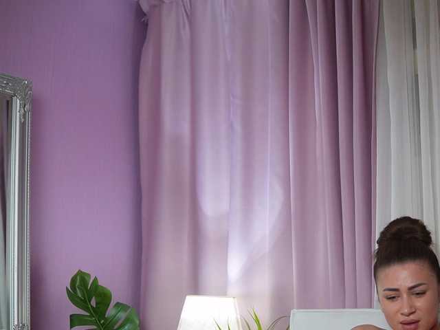 AmeliaBarbie's BongaCams show and profile