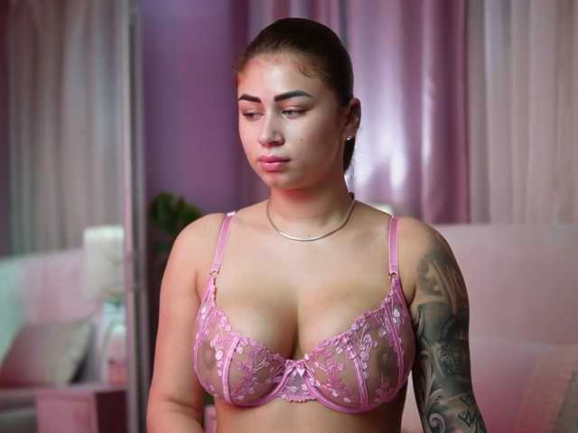 AmeliaBarbie live cam on BongaCams