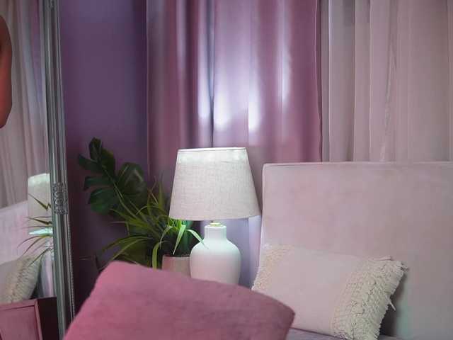 AmeliaBarbie live cam on BongaCams