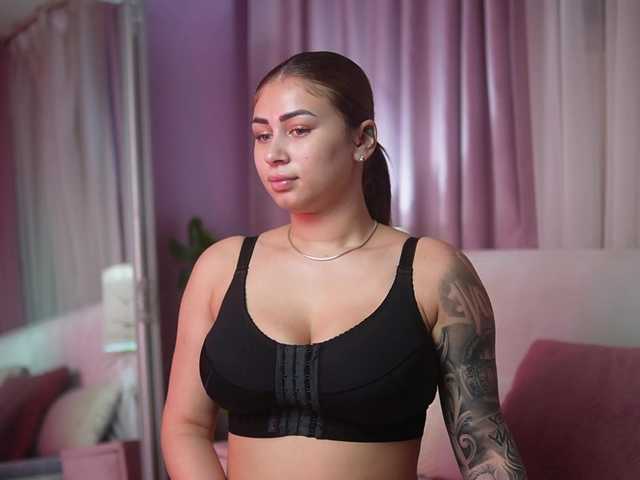 AmeliaBarbie live cam on BongaCams