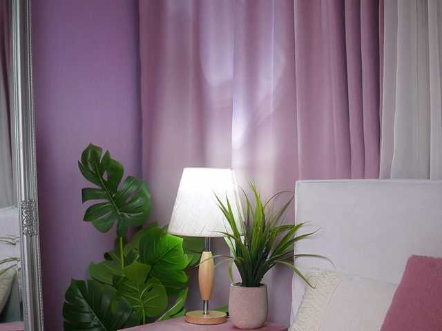 AmeliaBarbie's BongaCams show and profile