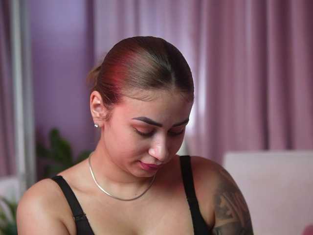 AmeliaBarbie live cam on BongaCams