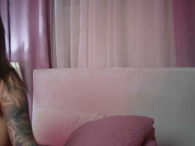 AmeliaBarbie live cam on BongaCams