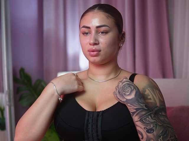 AmeliaBarbie live cam on BongaCams