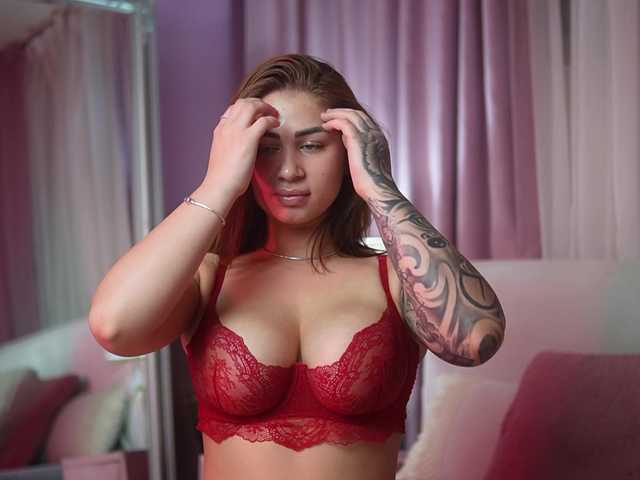 AmeliaBarbie live cam on BongaCams