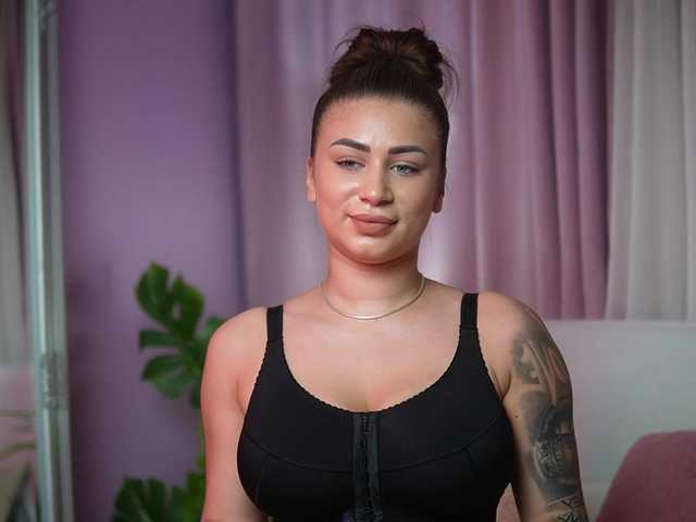 AmeliaBarbie's BongaCams show and profile