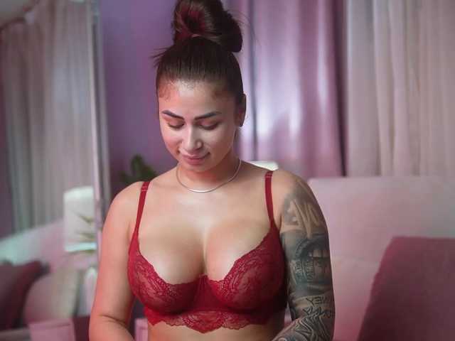 AmeliaBarbie live cam preview