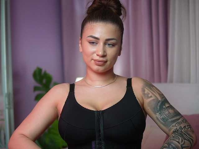 AmeliaBarbie's BongaCams show and profile