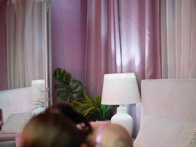 AmeliaBarbie Live Webcam on BongaCams