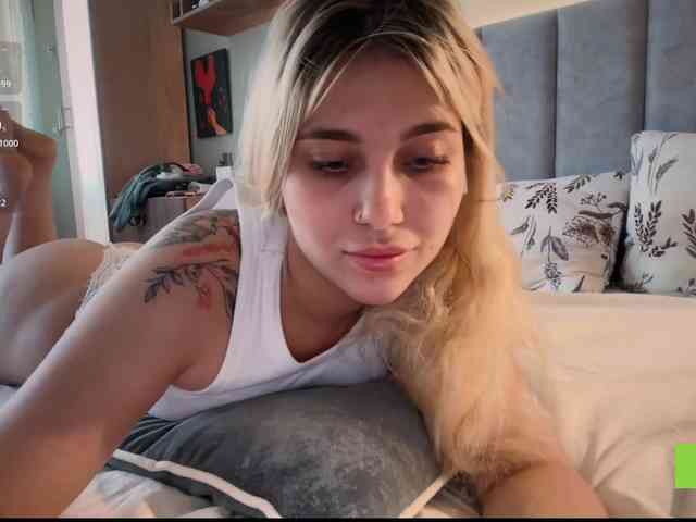 Mx_Hazelyss webcam