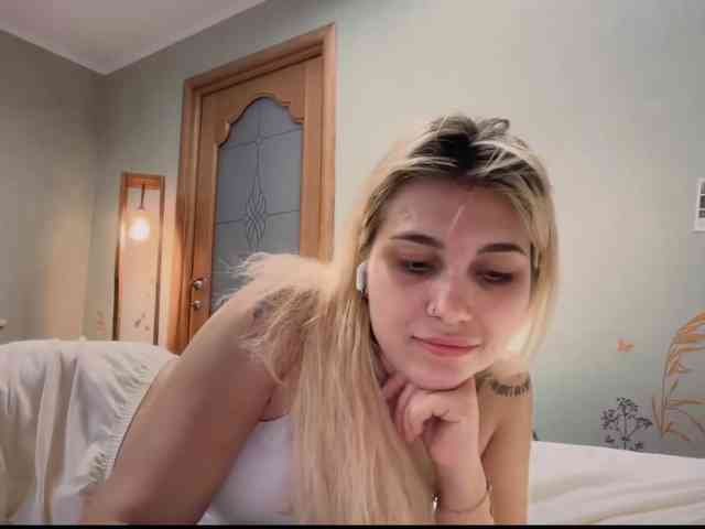 Mx_Hazelyss webcam