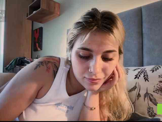 Mx_Hazelyss webcam