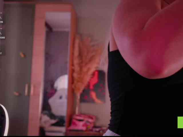 Mx_Hazelyss webcam