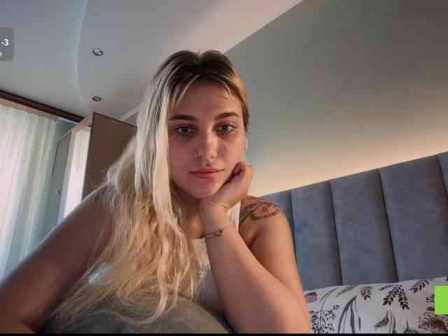 Mx_Hazelyss webcam