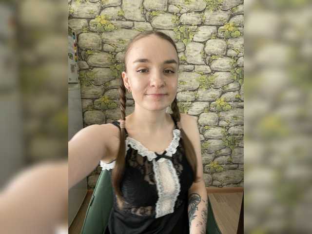 Intro31 live cam on BongaCams