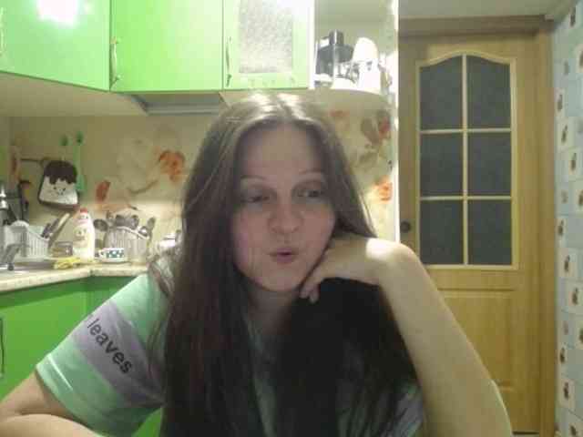 LeonoreElly webcam