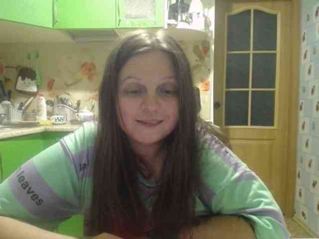LeonoreElly webcam