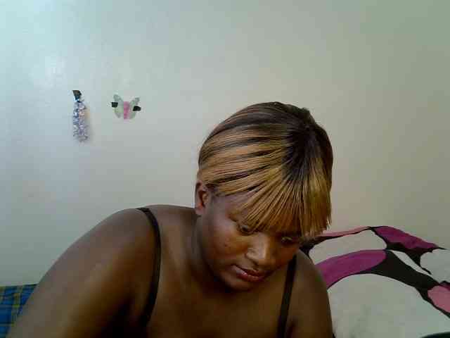 AfricanBumbum webcam