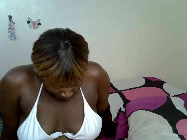 AfricanBumbum webcam