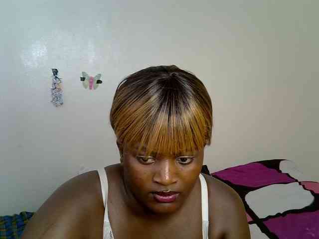 AfricanBumbum webcam