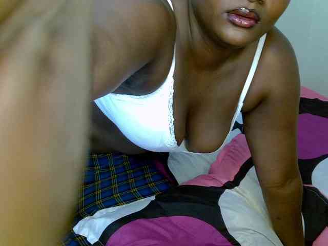 AfricanBumbum webcam