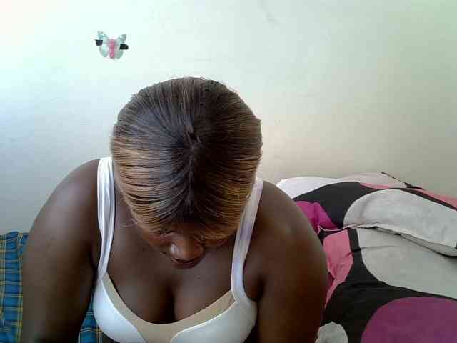 AfricanBumbum webcam
