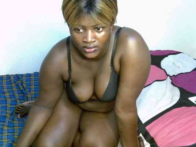 AfricanBumbum webcam
