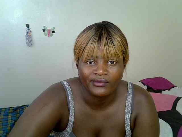 AfricanBumbum webcam