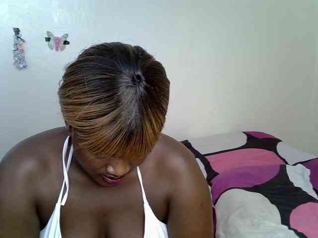 AfricanBumbum webcam