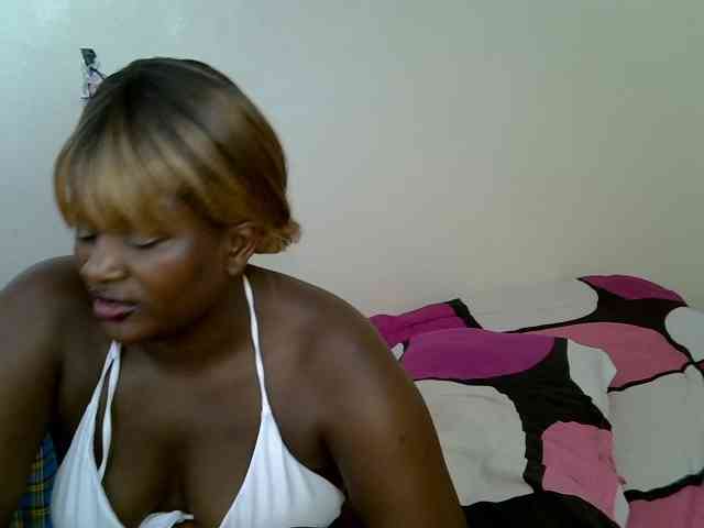 AfricanBumbum webcam