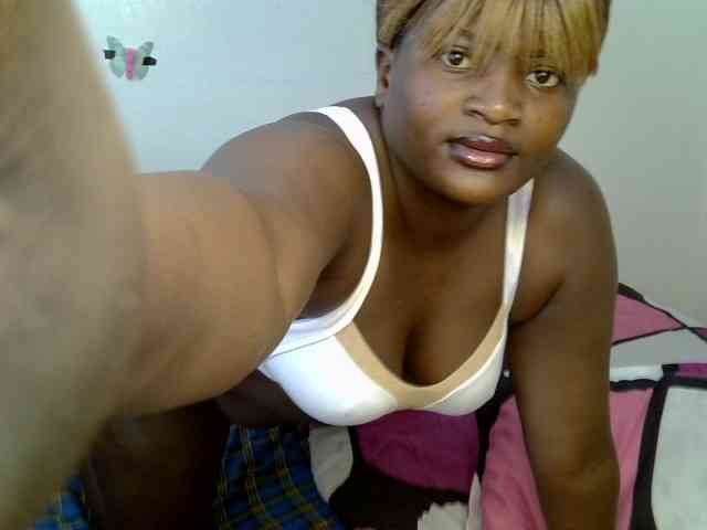 AfricanBumbum webcam