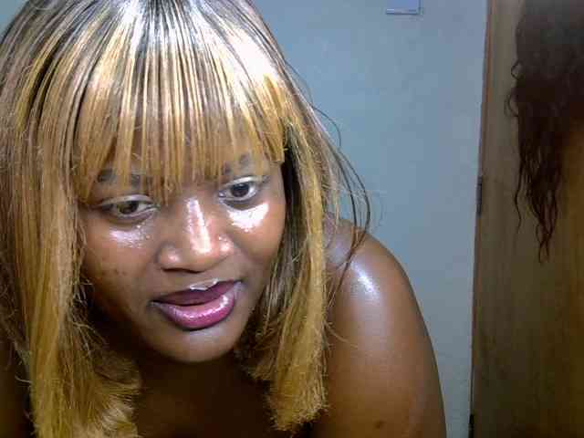 AfricanBumbum webcam