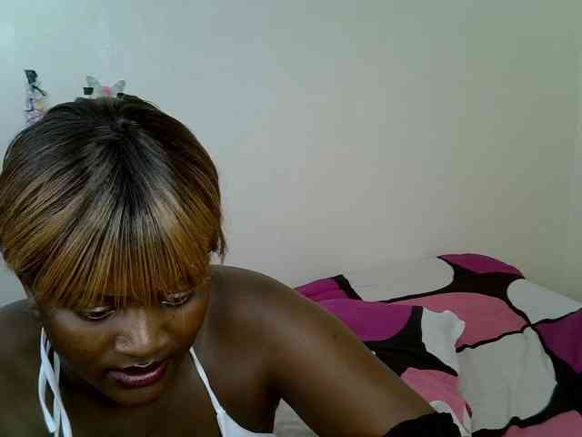 AfricanBumbum webcam