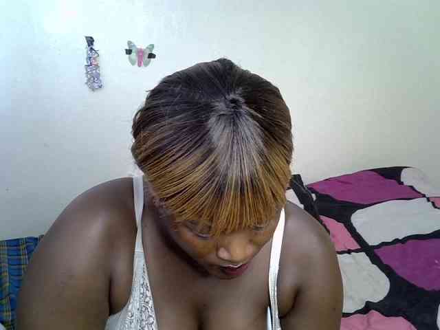 AfricanBumbum webcam