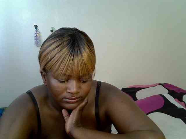 AfricanBumbum webcam