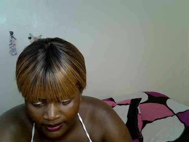 AfricanBumbum webcam