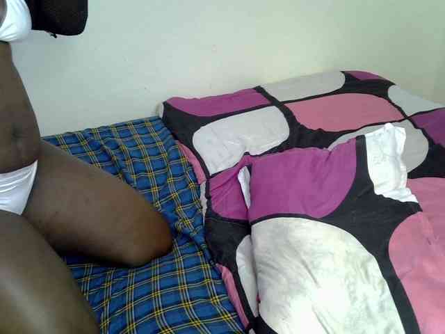 AfricanBumbum webcam