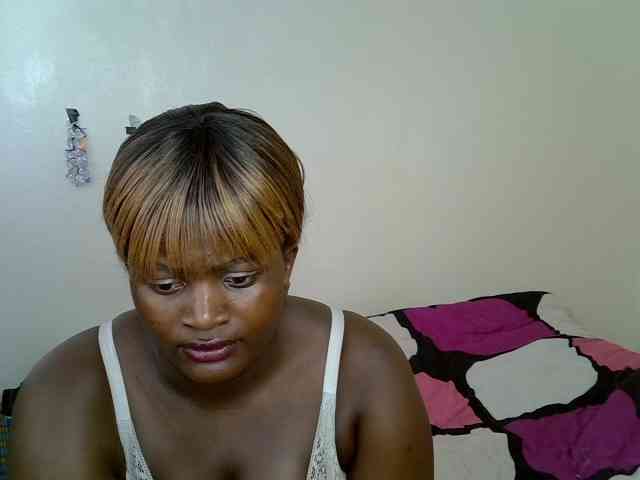 AfricanBumbum webcam