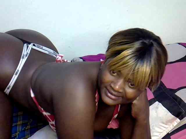 AfricanBumbum webcam