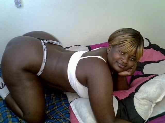 AfricanBumbum webcam