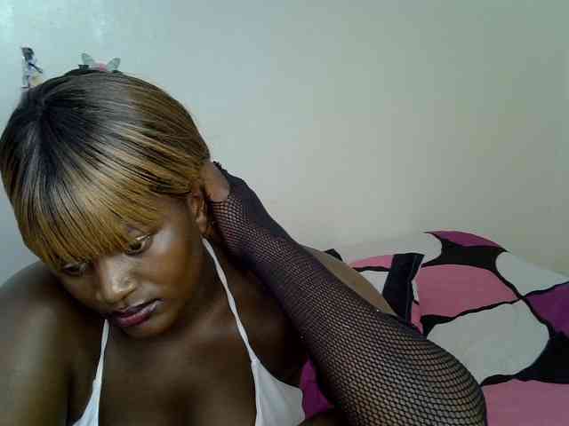 AfricanBumbum webcam