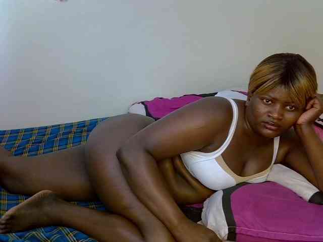AfricanBumbum webcam